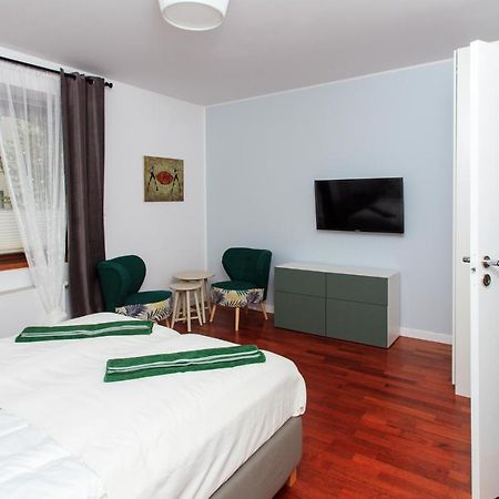 Comfy Apartment Dobra 54 Varsóvia Exterior foto
