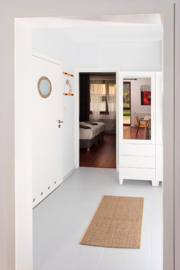 Comfy Apartment Dobra 54 Varsóvia Exterior foto