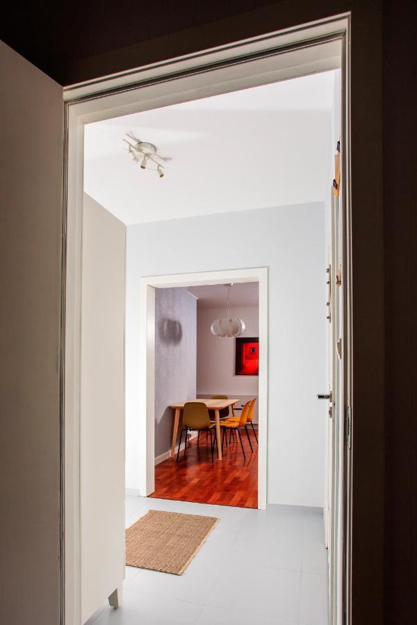 Comfy Apartment Dobra 54 Varsóvia Exterior foto